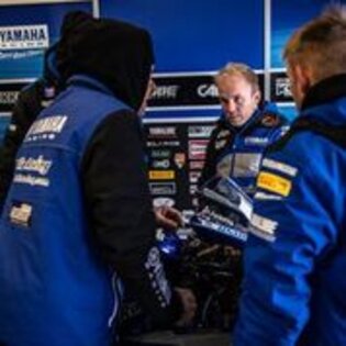Kallio racing leijona työvaatteet