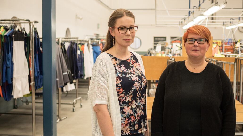Hanna ja Krista Leijona työvaatteet