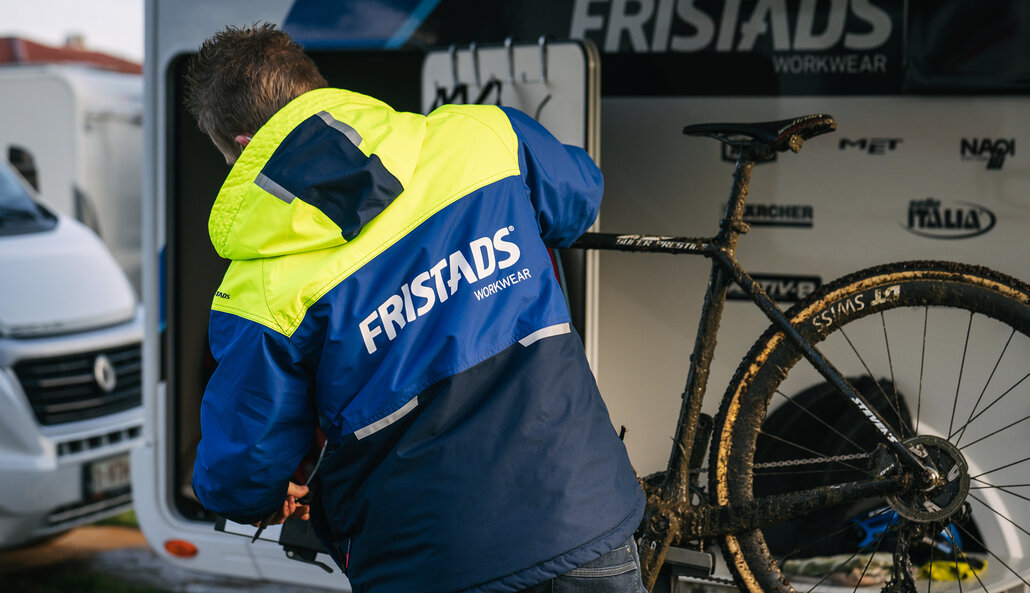 credishop_fristads_team_mechanics