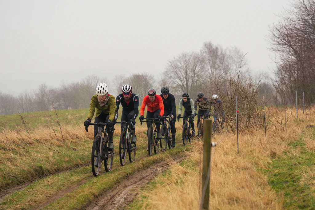 Dual Products Right Image