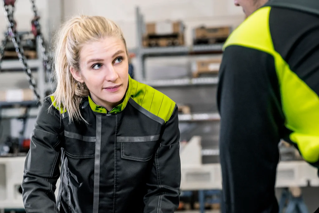 Dual Products Left Image