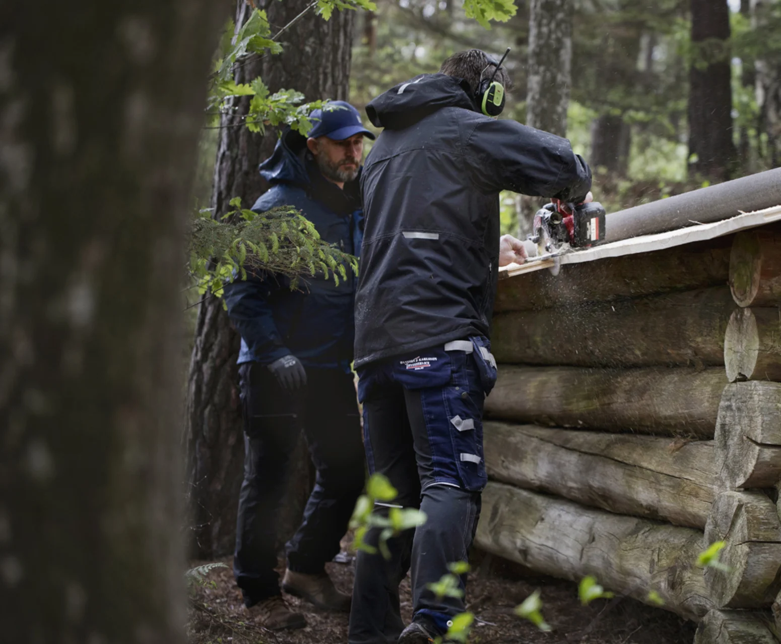 arbetsbyxor_fristads_skjorta_mobil